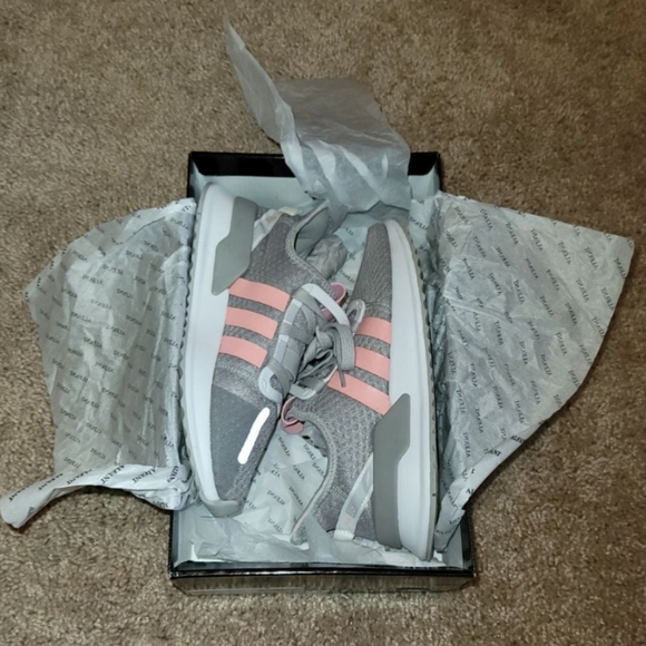Adidas U Path Run Pink and Gray Shoes - Picture 6 of 8